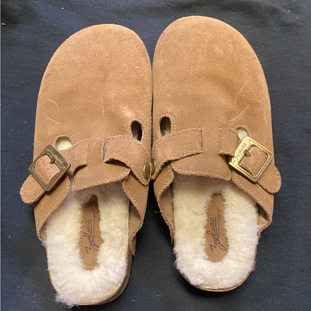 Women’s Tan Slip on Shoes